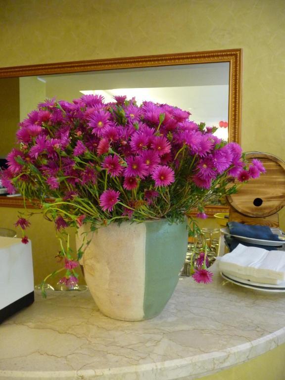 Agriturismo Biologico Corte Aragonese Санта-Мария-ди-Ликодия Экстерьер фото